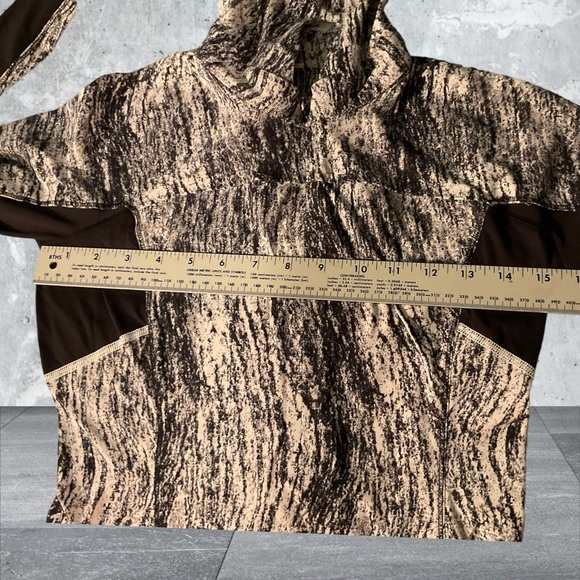 ** 🍋Lululemon RunBeam Lightweight BLACK N WHITE PRINT Hoodie - Picture 7 of 9